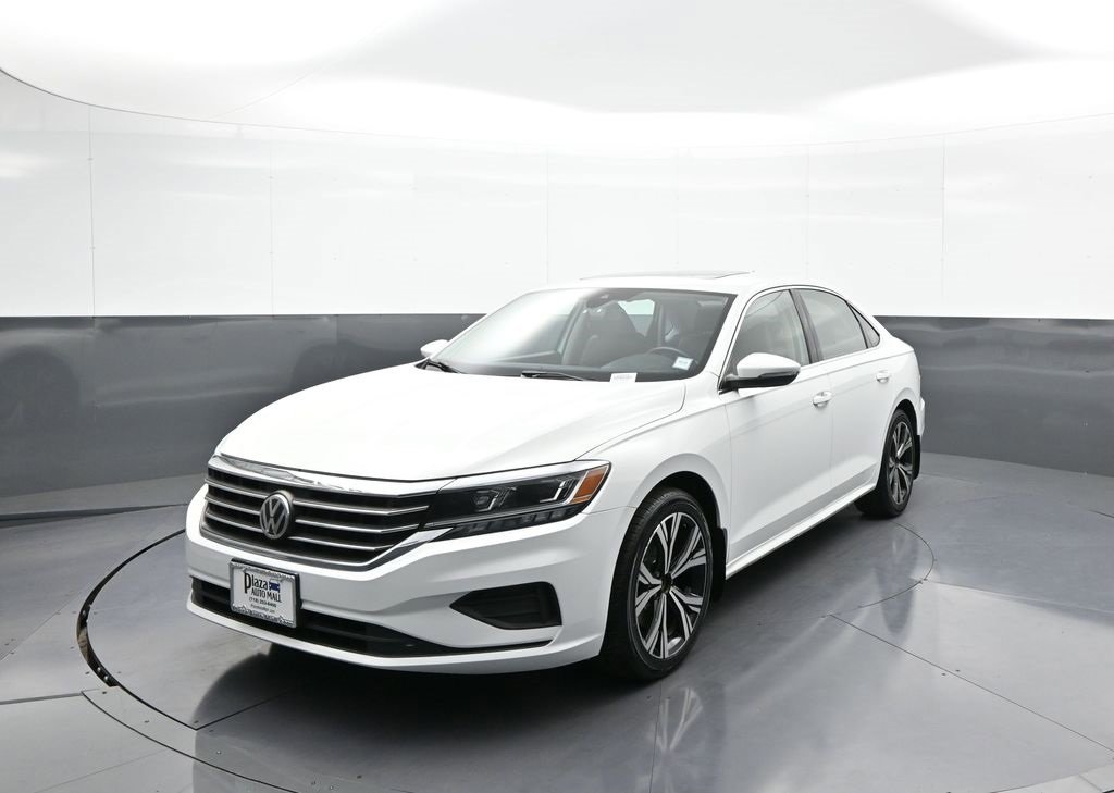 Used 2021 Volkswagen Passat 2.0T SE