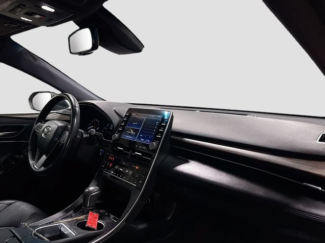 Used 2019 Toyota Avalon XLE FWD image 23