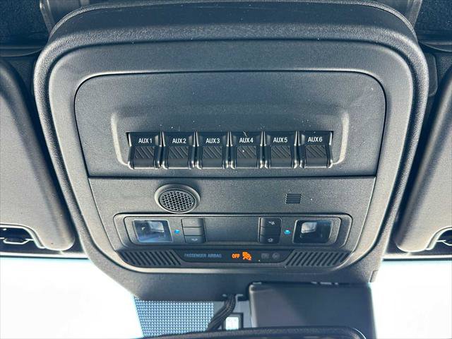 Used 2023 Ford Bronco Wildtrak image 34