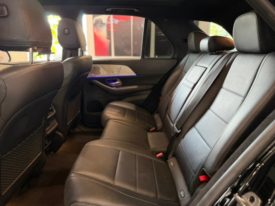 Used 2022 Mercedes-Benz GLE 350 w/ AMG Line Exterior image 15