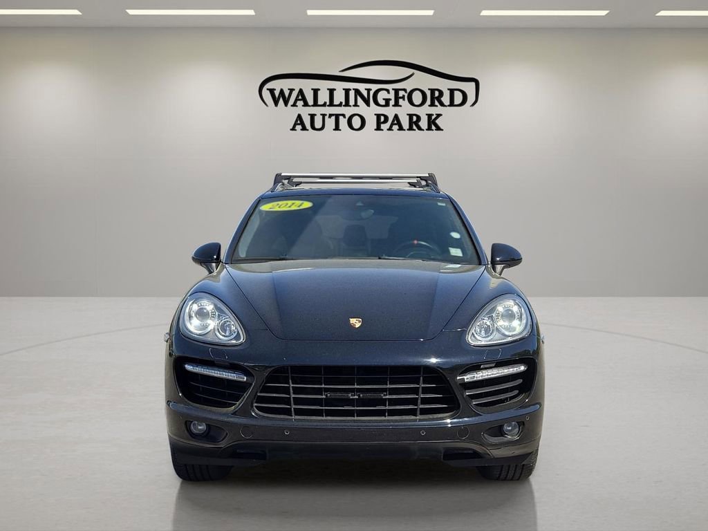 Used 2014 Porsche Cayenne Turbo AWD/4WD image 2