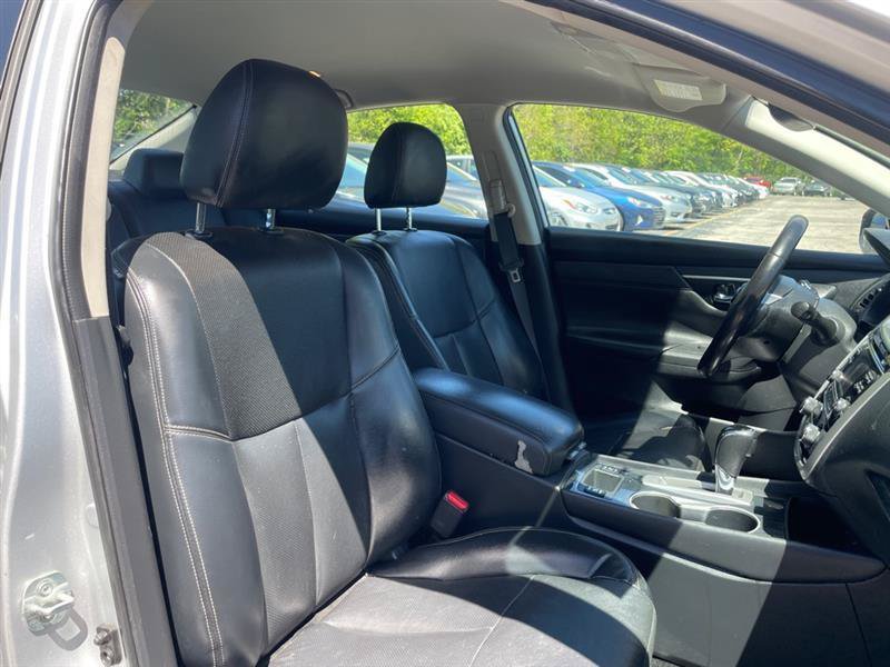 Used 2018 Nissan Altima 2.5 SL FWD image 12