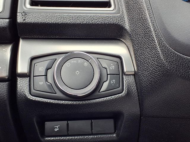 Used 2018 Ford Explorer XLT w/ Equipment Group 202A FWD image 20