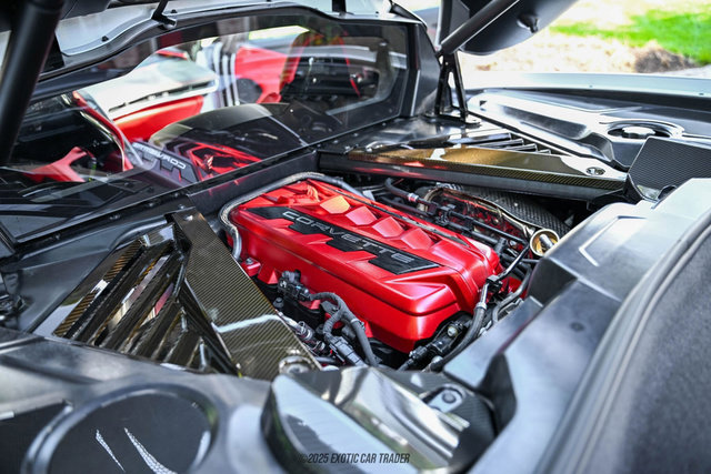 Used 2020 Chevrolet Corvette Stingray Premium Cpe w/ 3LT Preferred Equipment Group image 23