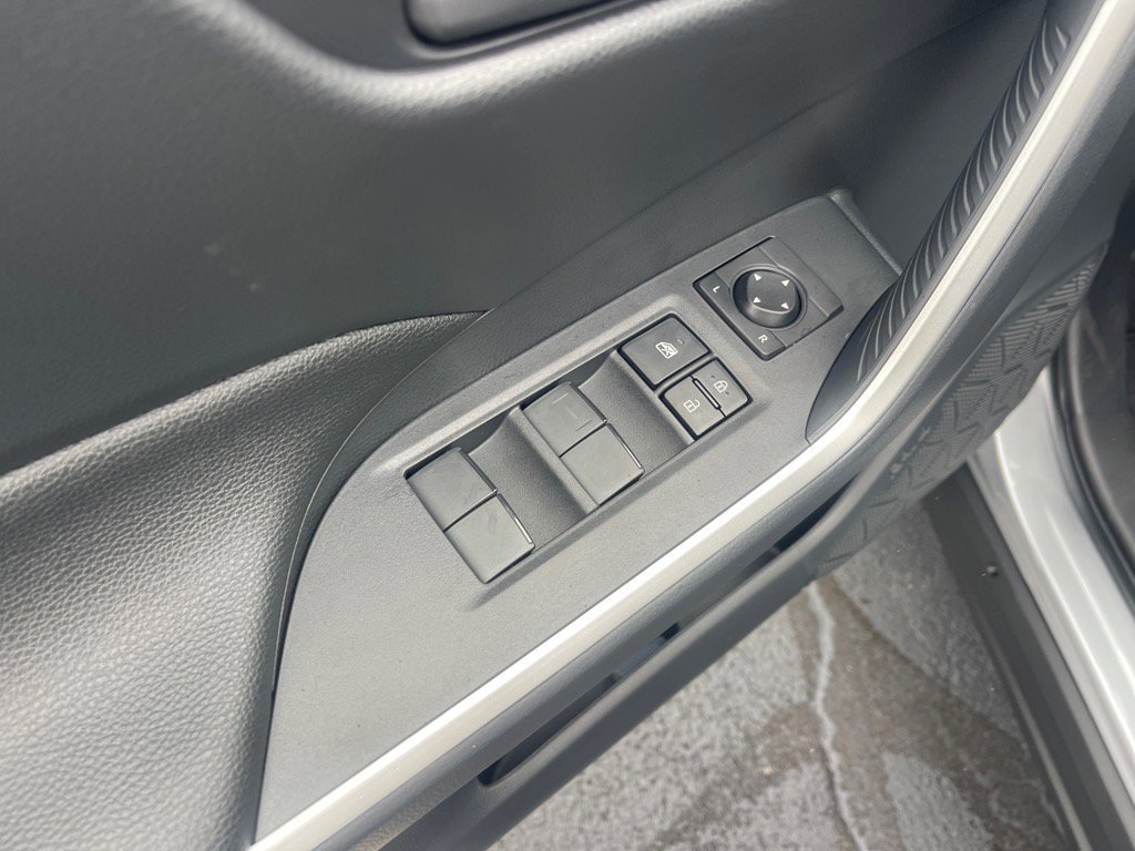 New 2025 Toyota RAV4 LE image 7