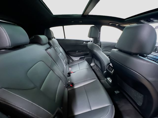 Certified 2022 Kia Sportage Nightfall Edition FWD image 25