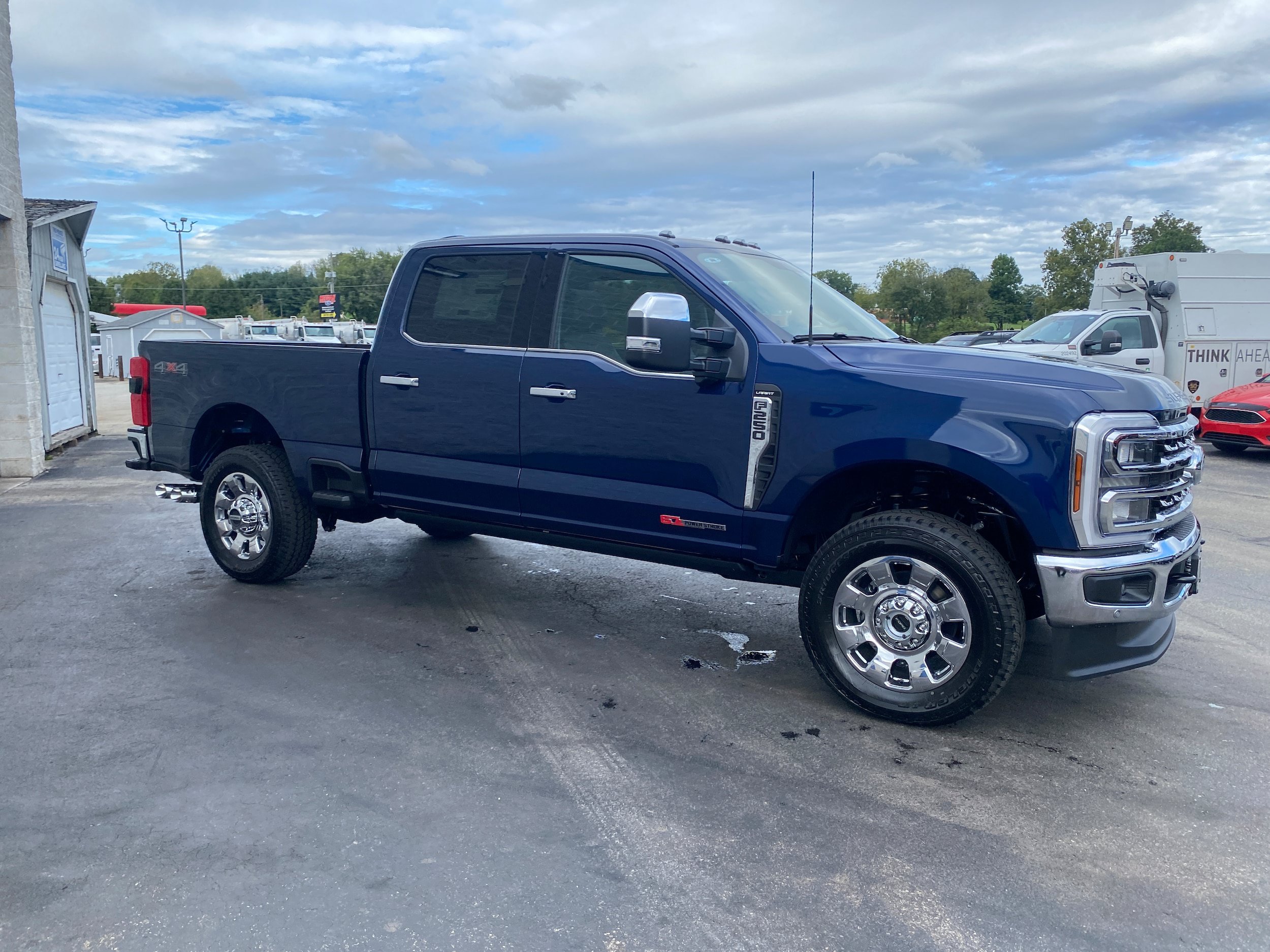New 2027 Ford F250 Lariat w/ Lariat Ultimate Package AWD/4WD image 15