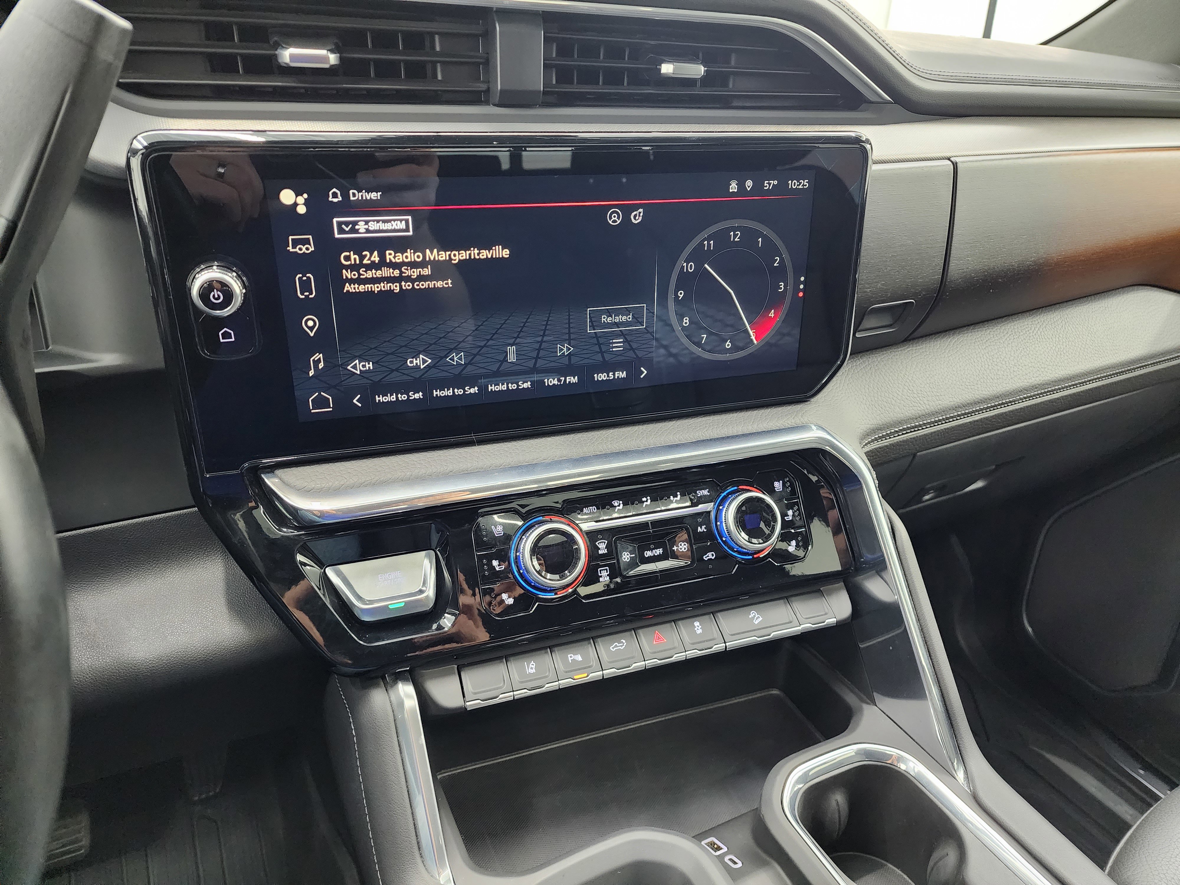 Used 2024 GMC Sierra 2500 Denali w/ Denali Reserve Package image 11