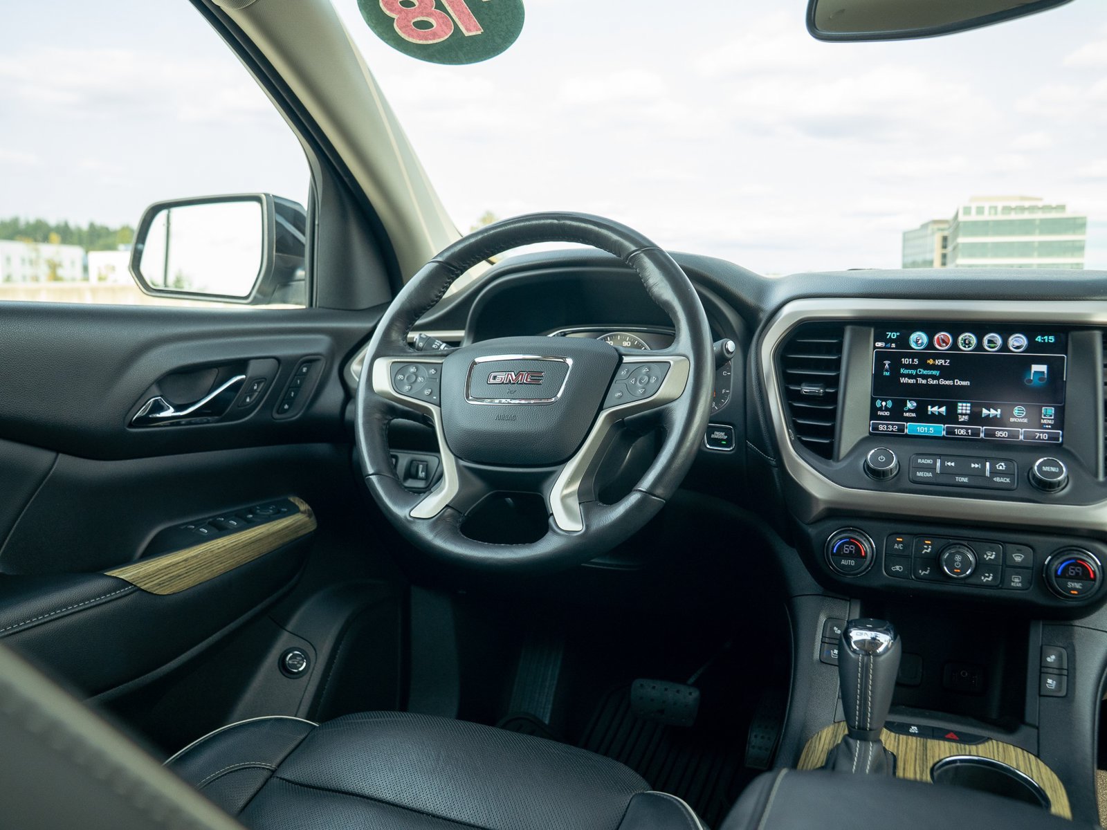 Used 2018 GMC Acadia Denali w/ Technology Package AWD/4WD image 20