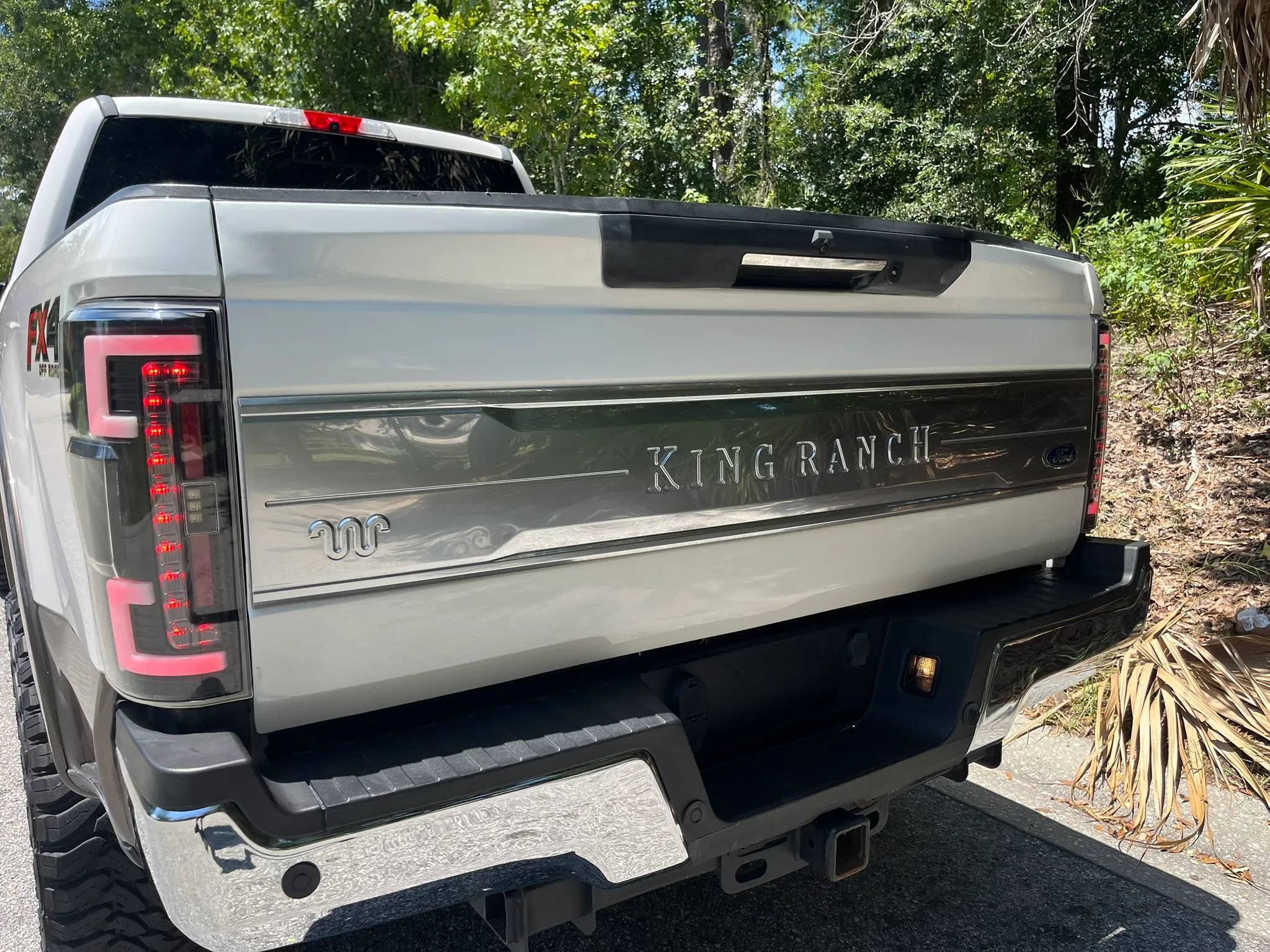 Used 2017 Ford F250 King Ranch w/ King Ranch Ultimate Package AWD/4WD image 6