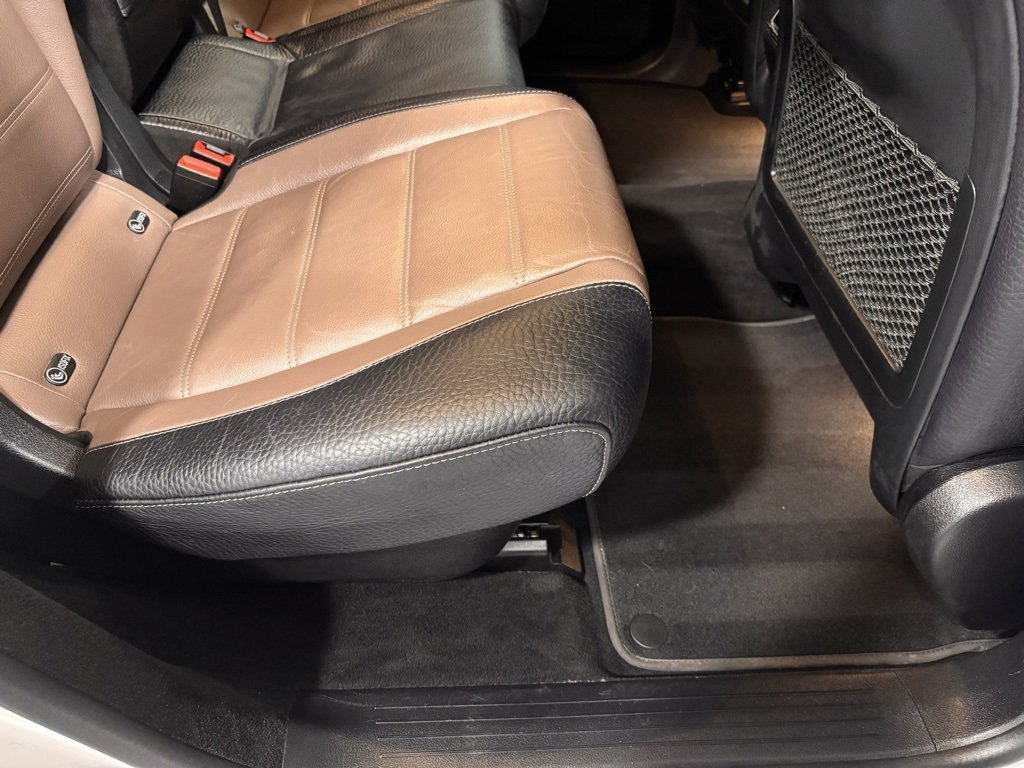 Used 2020 Mercedes-Benz GLS 450 4MATIC image 23