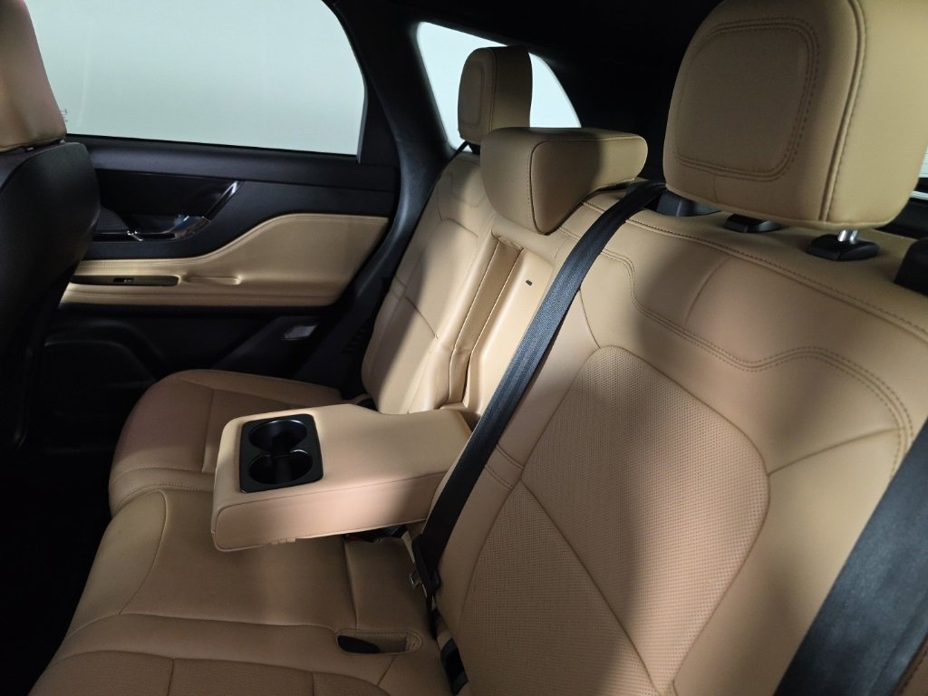 Used 2023 Lincoln Corsair Reserve w/ Equipment Group 201A image 31