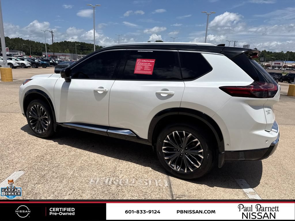 Certified 2024 Nissan Rogue Platinum w/ Platinum Premium Package FWD image 12