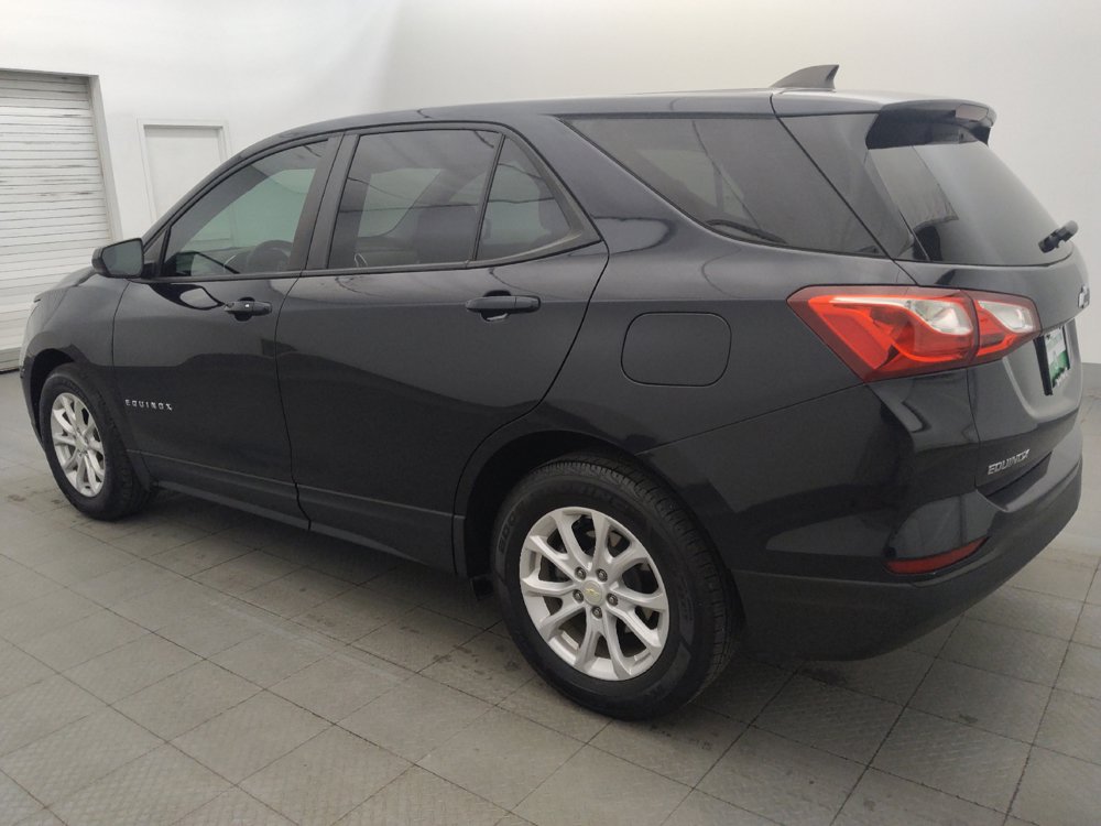 Used 2020 Chevrolet Equinox LS w/ LS Convenience Package FWD image 3