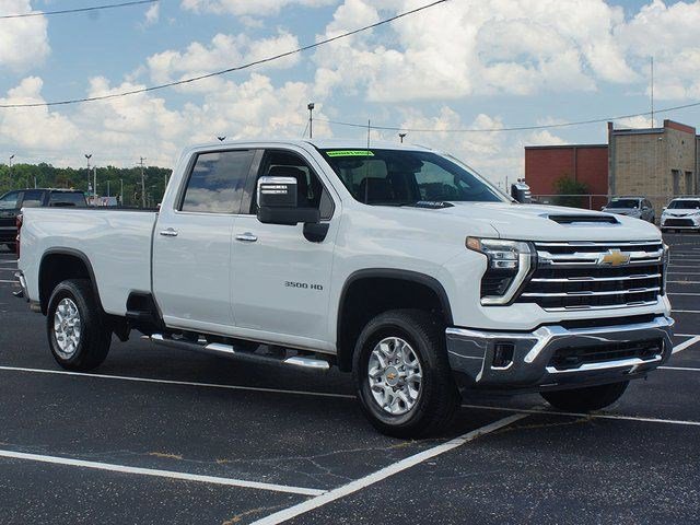 New 2025 Chevrolet Silverado 3500 LTZ w/ LTZ Convenience Package RWD image 2