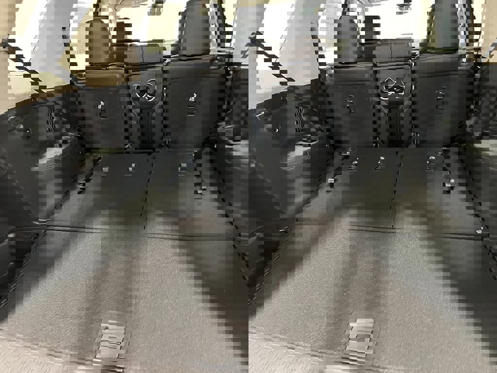 New 2025 Honda Pilot Touring image 34