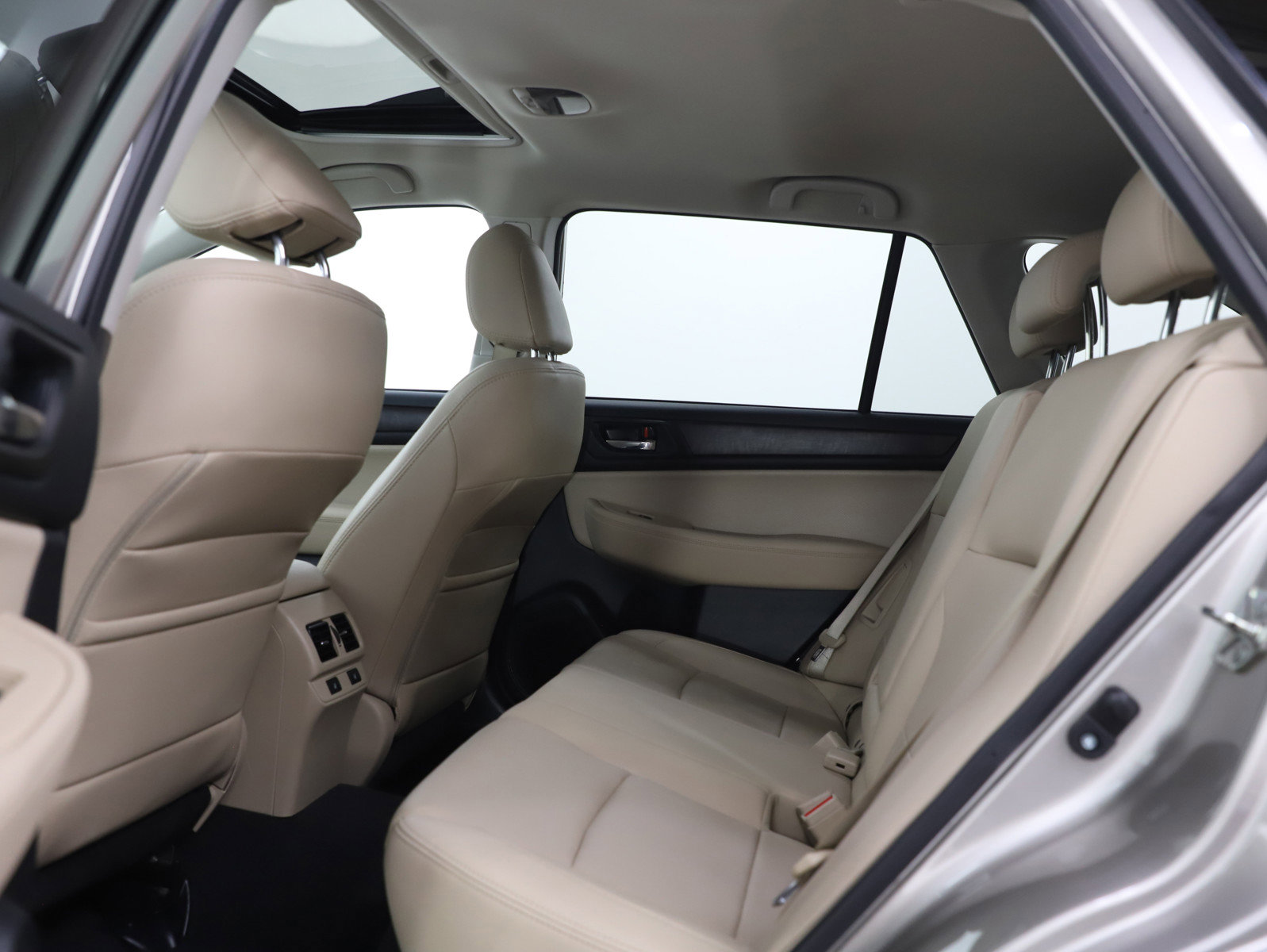 Used 2015 Subaru Outback 2.5i Limited image 19