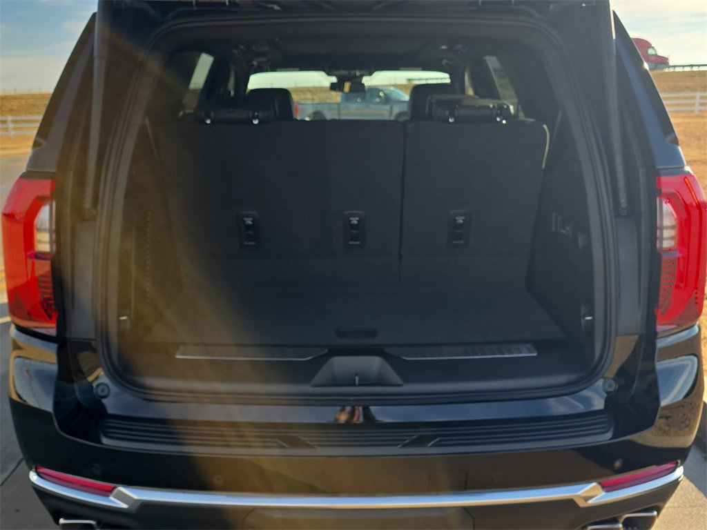 New 2026 GMC Yukon Denali w/ Sun & Power Step Package image 13