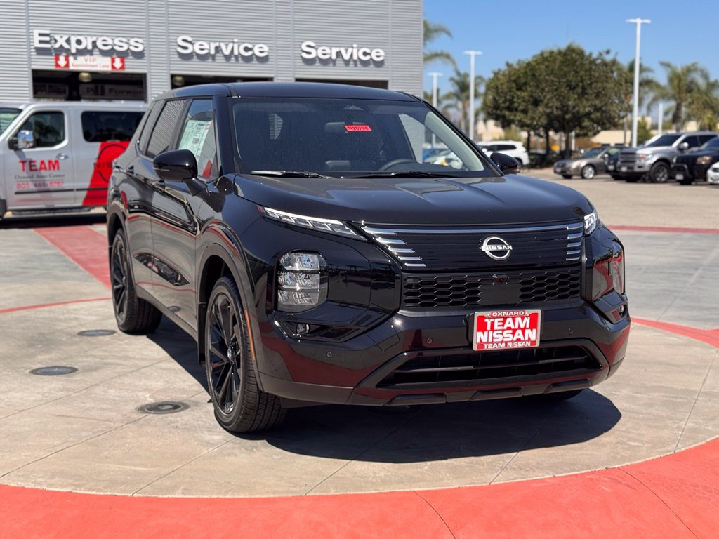 New 2026 Nissan Rogue SL AWD/4WD image 2