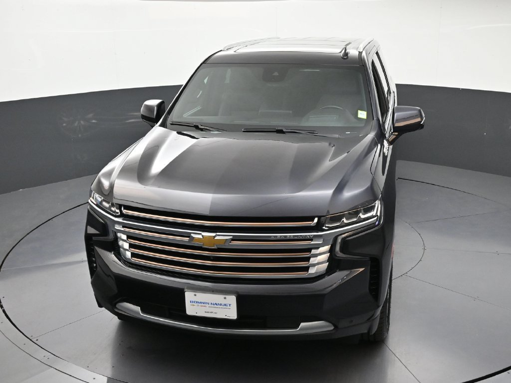 Certified 2023 Chevrolet Suburban High Country w/ Premium Package 2 AWD/4WD image 23