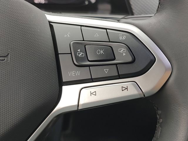 Used 2025 Volkswagen Atlas Cross Sport SEL R-Line AWD/4WD image 20