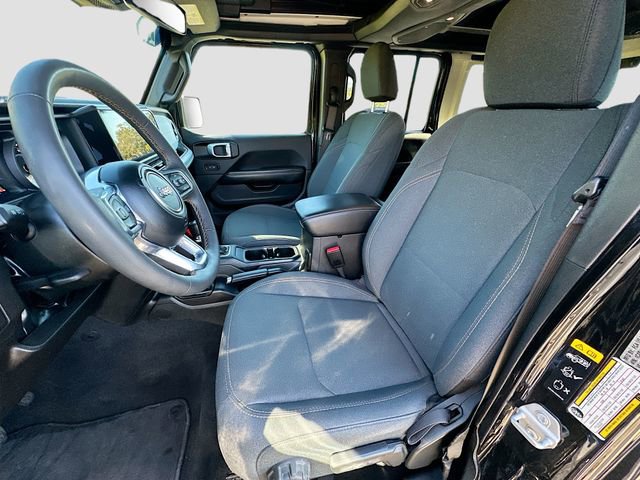 Used 2024 Jeep Wrangler Sahara w/ Technology Group image 20