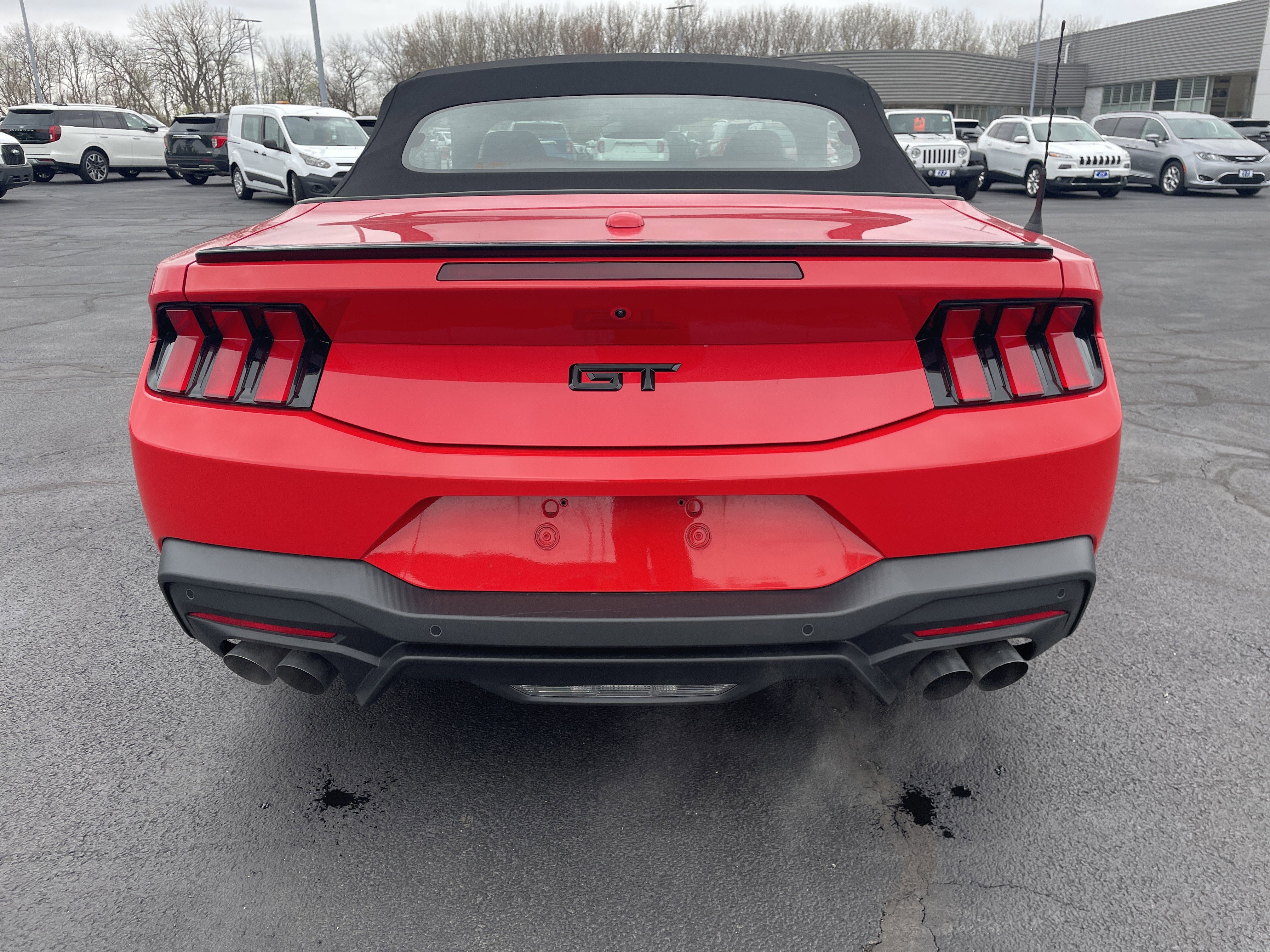 Used 2025 Ford Mustang GT Premium image 4