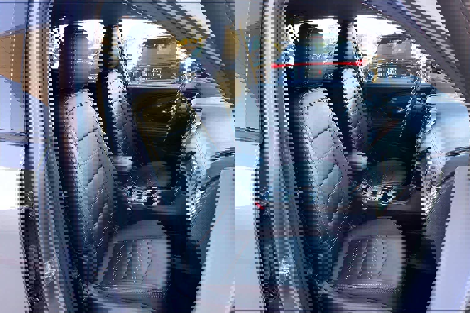 Used 2024 GMC Terrain Denali w/ Denali Premium Package image 8