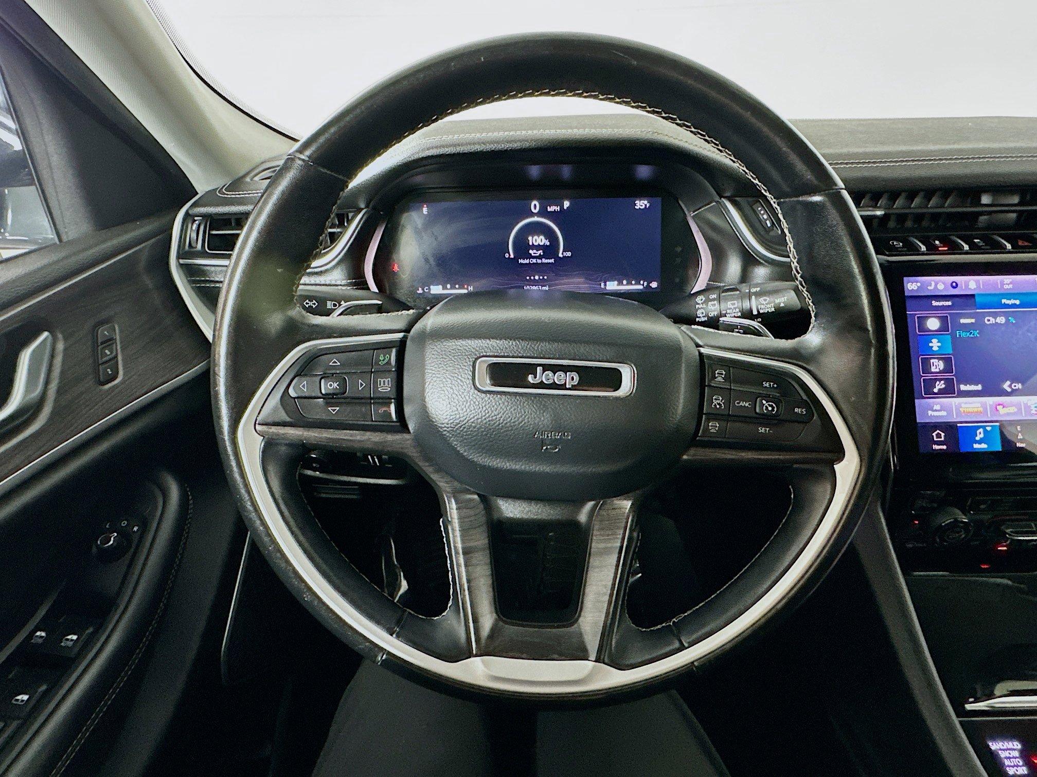 Used 2021 Jeep Grand Cherokee L Limited image 11