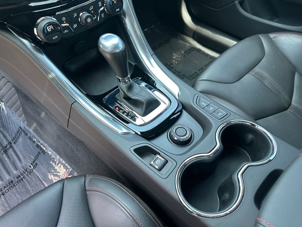 Used 2017 Chevrolet SS RWD image 18