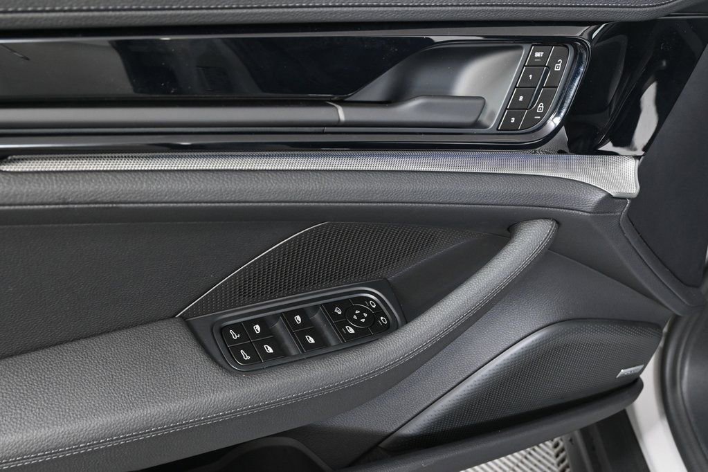 New 2026 Porsche Panamera 4 image 6