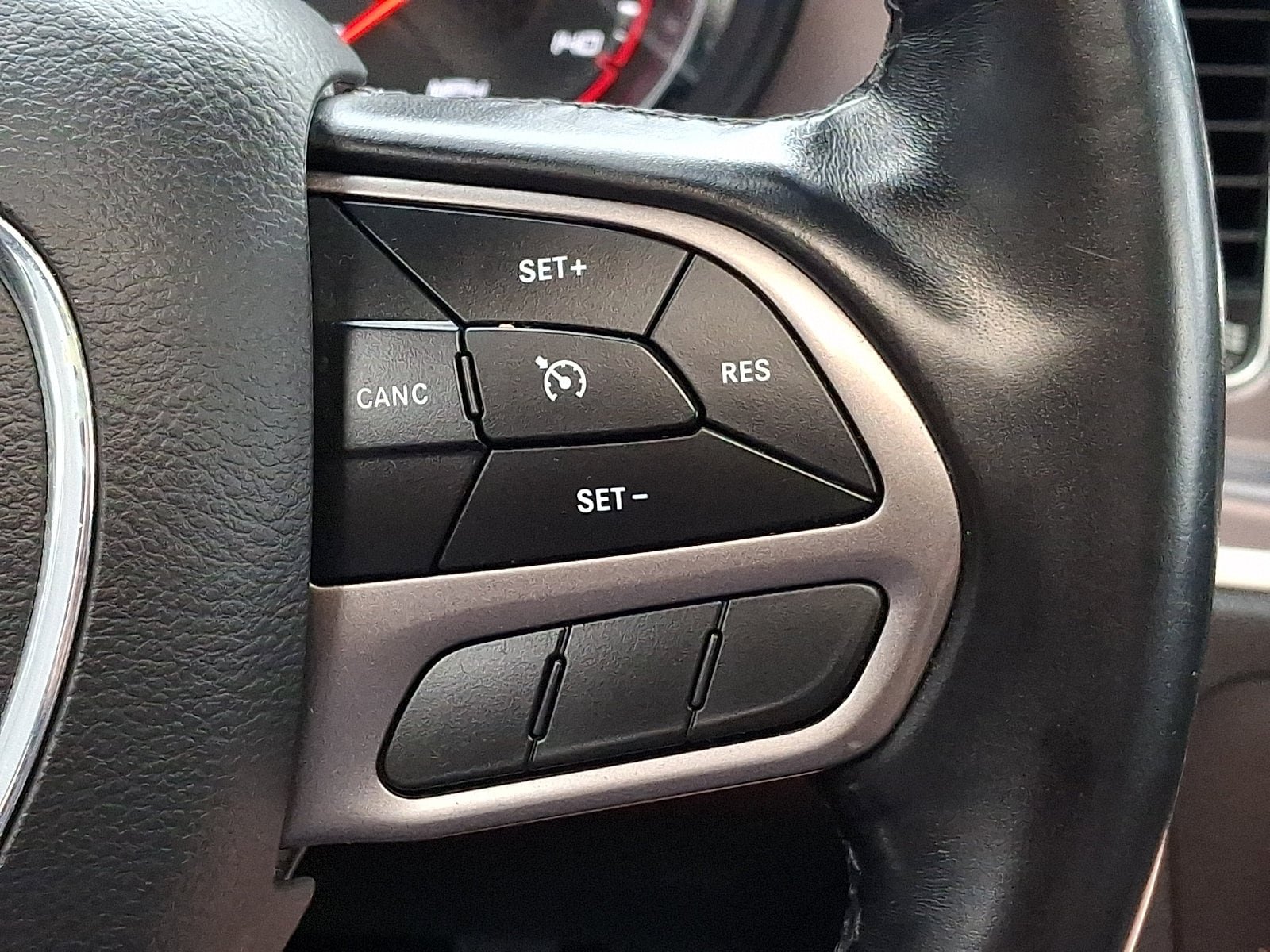 Used 2022 Dodge Charger SXT w/ Leather Interior Group RWD image 23