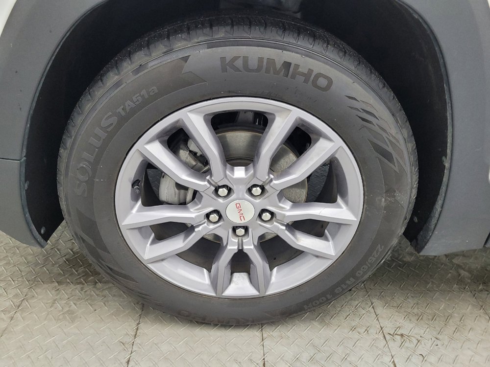 Used 2024 GMC Terrain SLT image 31