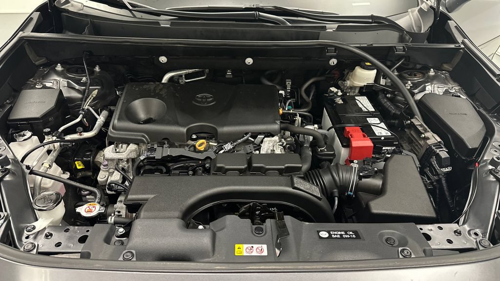 Certified 2021 Toyota RAV4 XLE Premium AWD/4WD image 11
