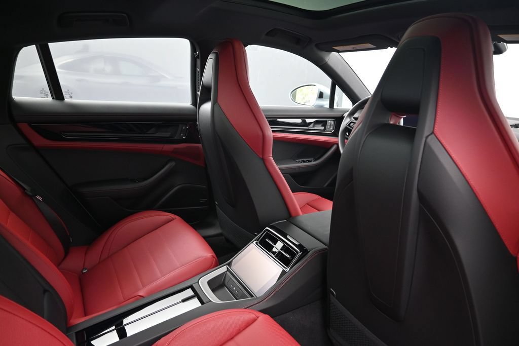 New 2026 Porsche Panamera 4 AWD/4WD image 7