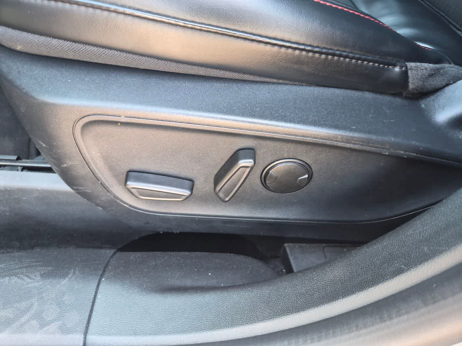 Used 2024 Ford Escape ST-Line AWD/4WD image 9