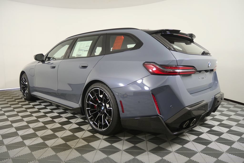New 2027 BMW M5 Touring AWD/4WD image 6