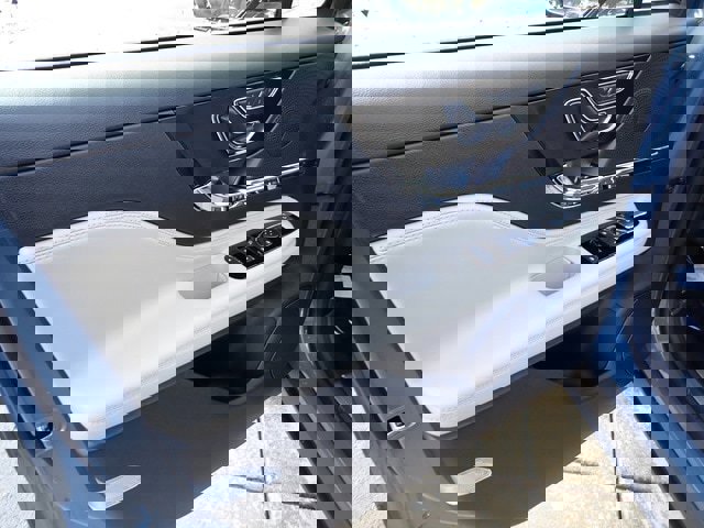 New 2026 Lincoln Corsair Premiere image 19