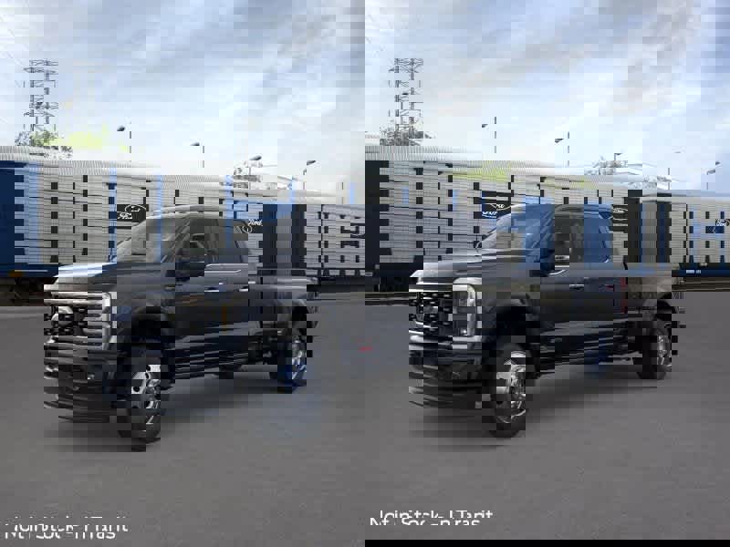 New 2026 Ford F450 Platinum w/ FX4 Off-Road Package