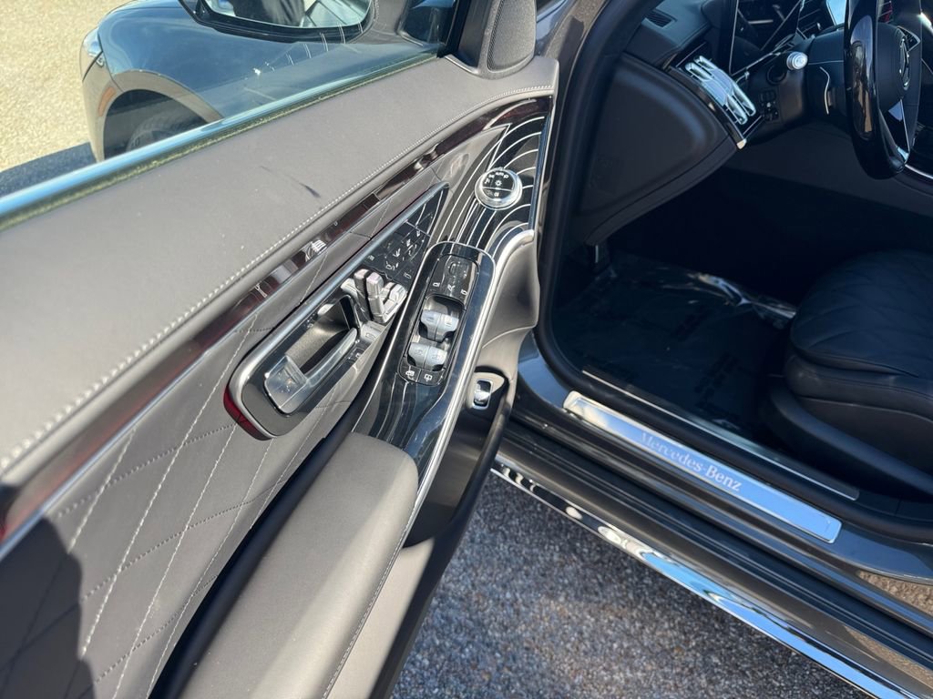 New 2026 Mercedes-Benz S 580 4MATIC Sedan image 17
