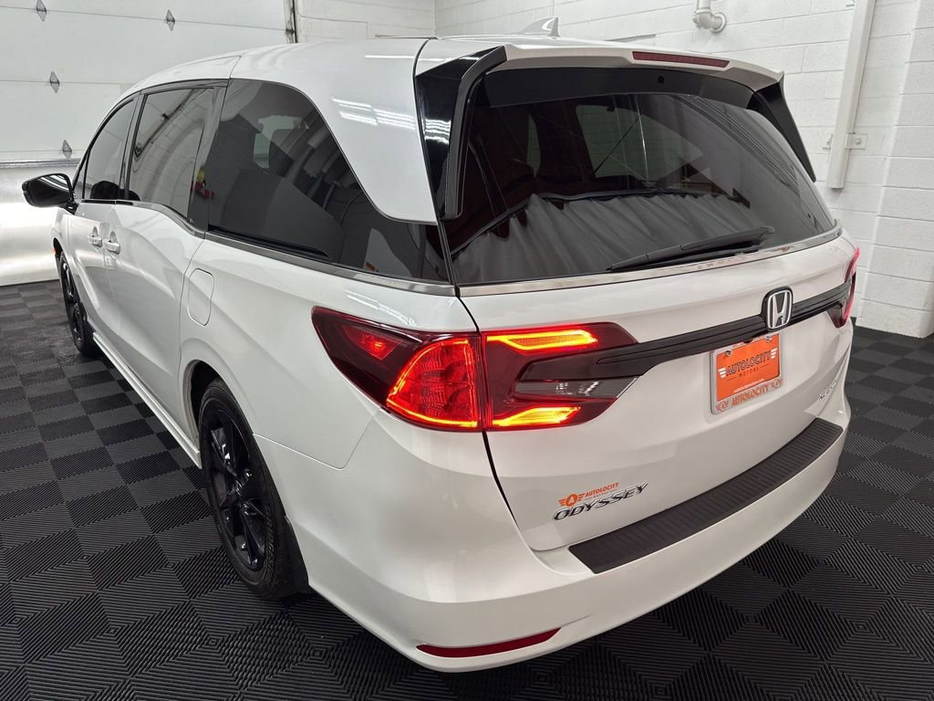 Used 2024 Honda Odyssey Sport image 7