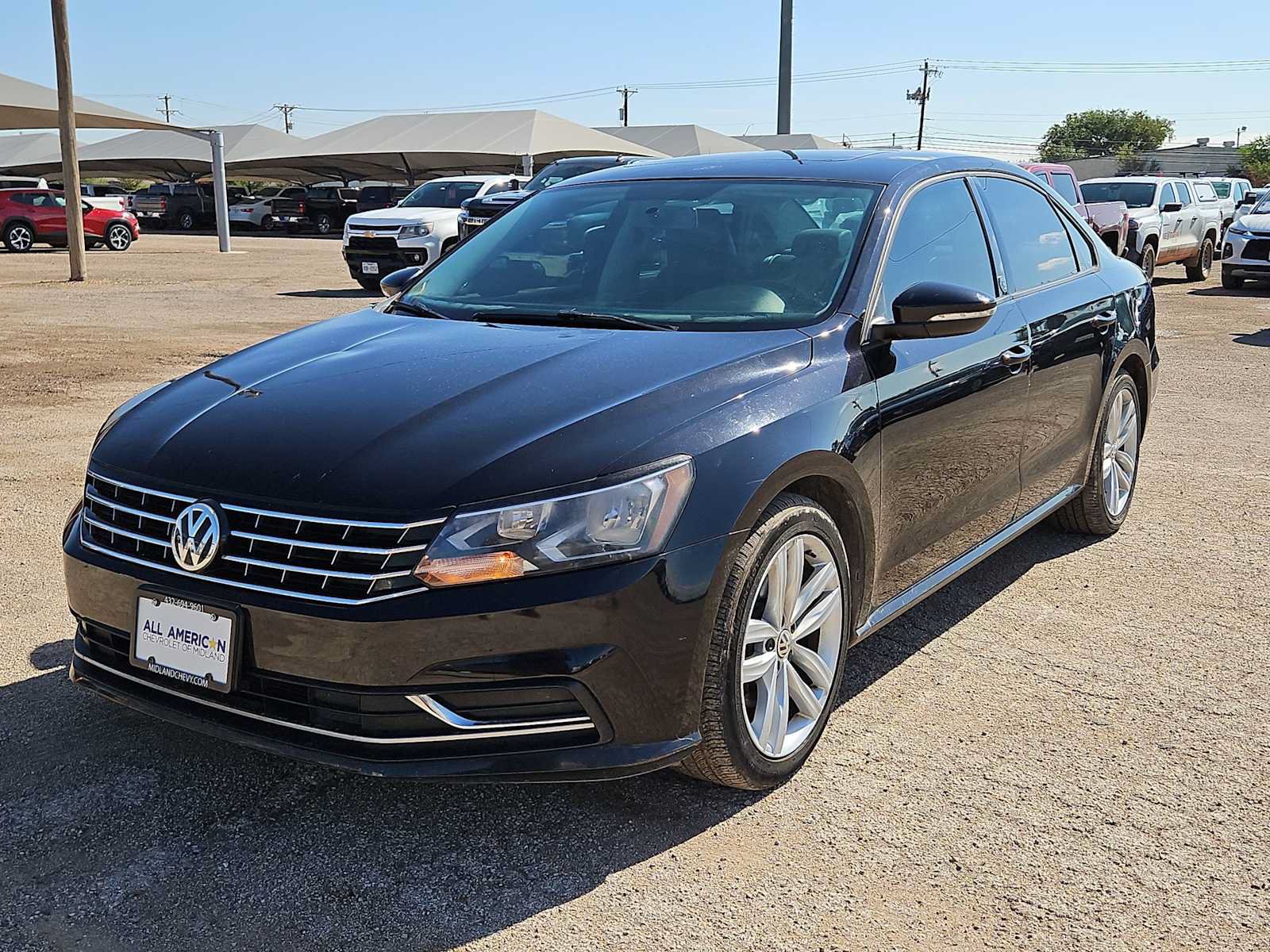 Used 2019 Volkswagen Passat 2.0T Wolfsburg FWD image 4