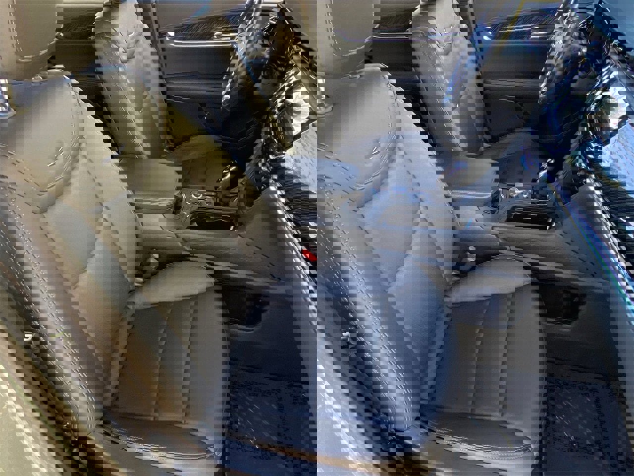 Certified 2025 Cadillac XT6 Premium Luxury image 11