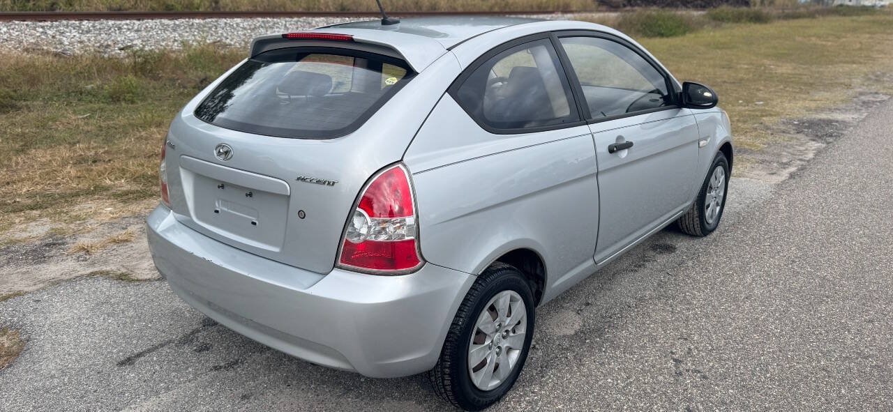 Used 2009 Hyundai Accent GS w/ Popular Equipment Pkg 2 FWD image 4