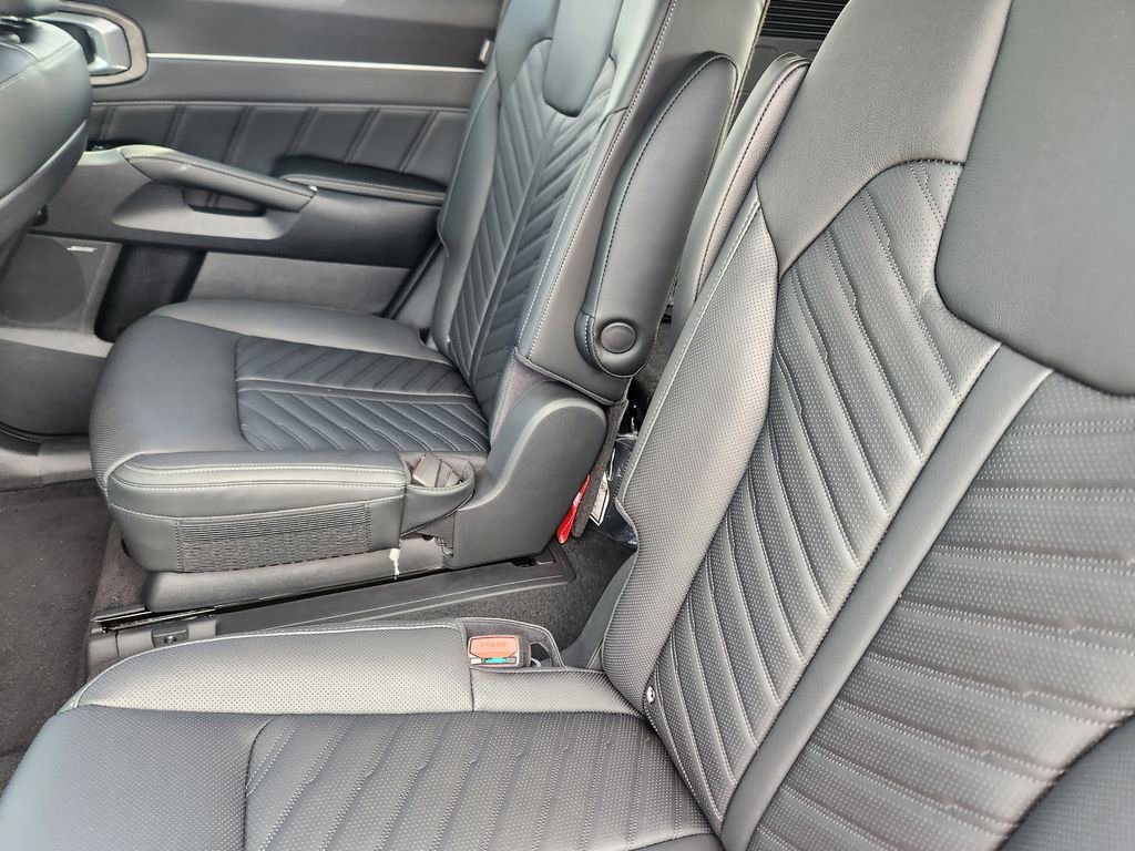 New 2026 Kia Sorento SX Prestige image 9