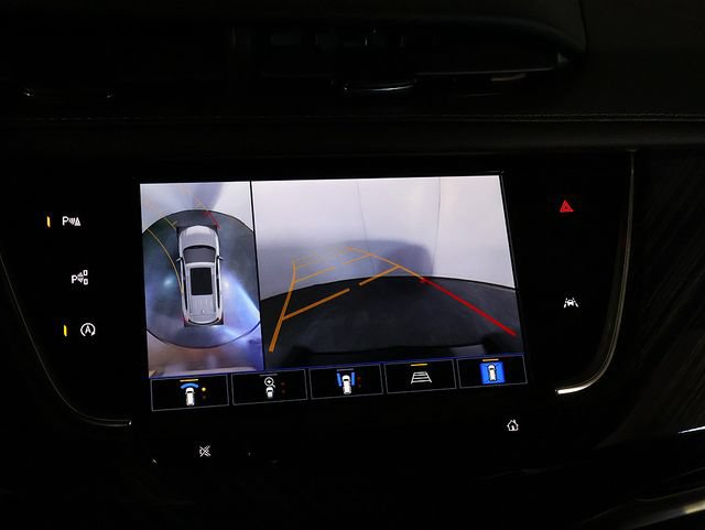 Used 2024 Cadillac XT6 Premium Luxury w/ Technology Package AWD/4WD image 21