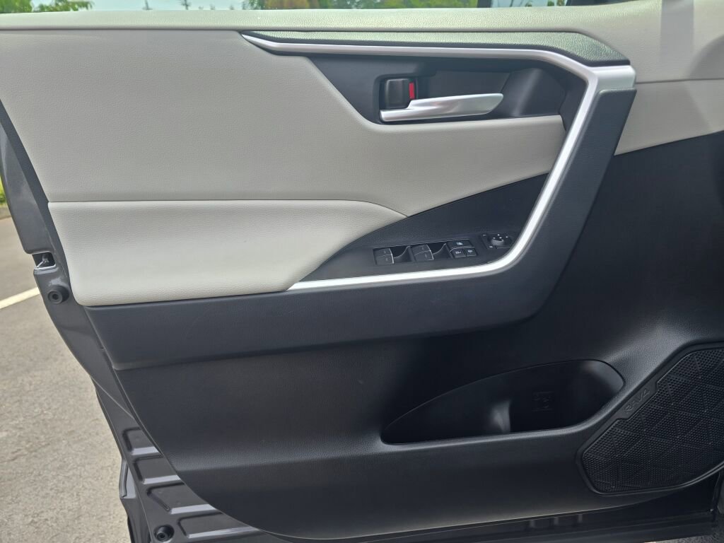 Certified 2025 Toyota RAV4 XLE Premium image 19
