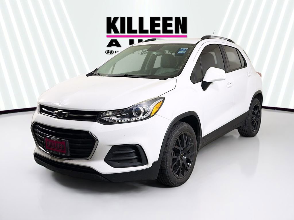 Used 2021 Chevrolet Trax LT w/ Sport Edition image 3