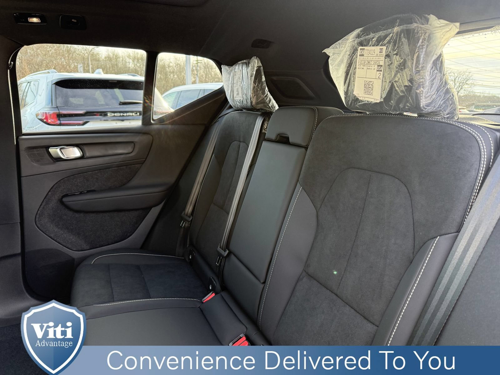 New 2026 Volvo XC40 B5 Ultra w/ Protection Package Premier AWD/4WD image 14