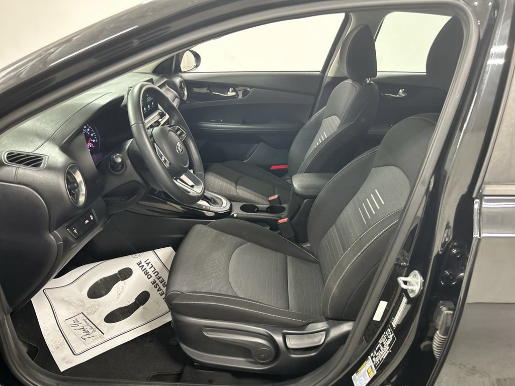 Used 2019 Kia Forte S w/ S Premium Package FWD image 9